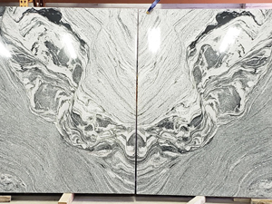 Bookmatched Slabs as a Focal Point