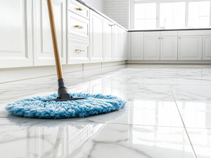 Clean floor tile